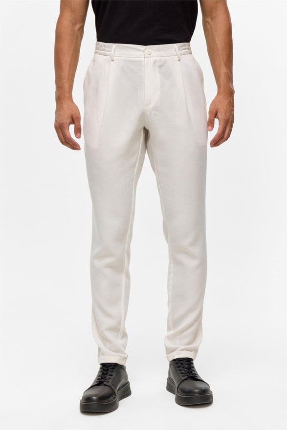 Beyaz Slim Armürlü Jogger Pantolon