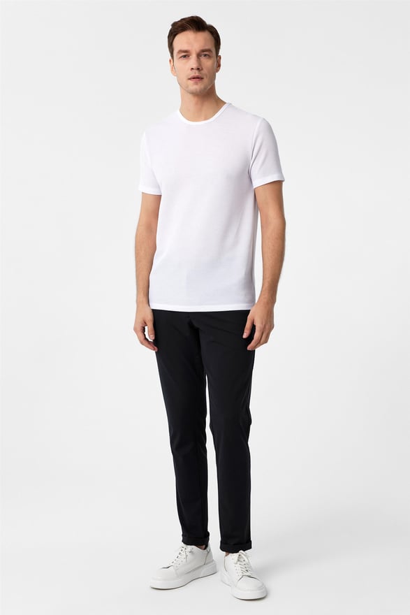 Beyaz Slim Armürlü O Yaka Tişört