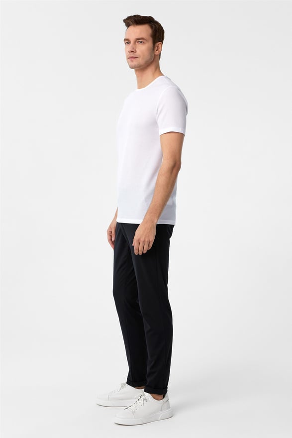 Beyaz Slim Armürlü O Yaka Tişört