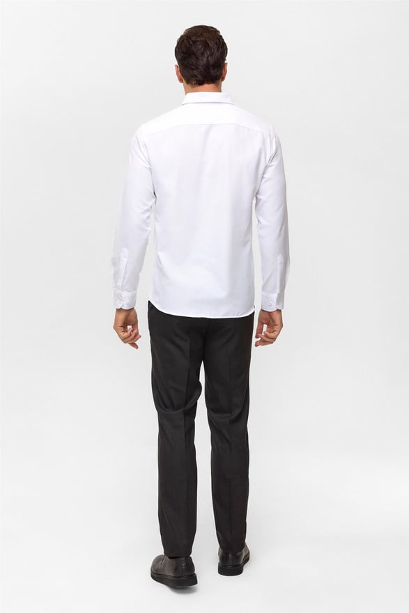 Beyaz Slim Baskılı Düğmeli Yaka Gömlek