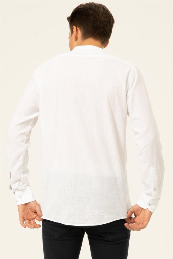Beyaz Slim Düz Düğmeli Yaka  Gömlek
