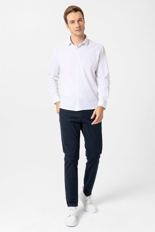 Beyaz Slim Düz Klasik Yaka Gömlek