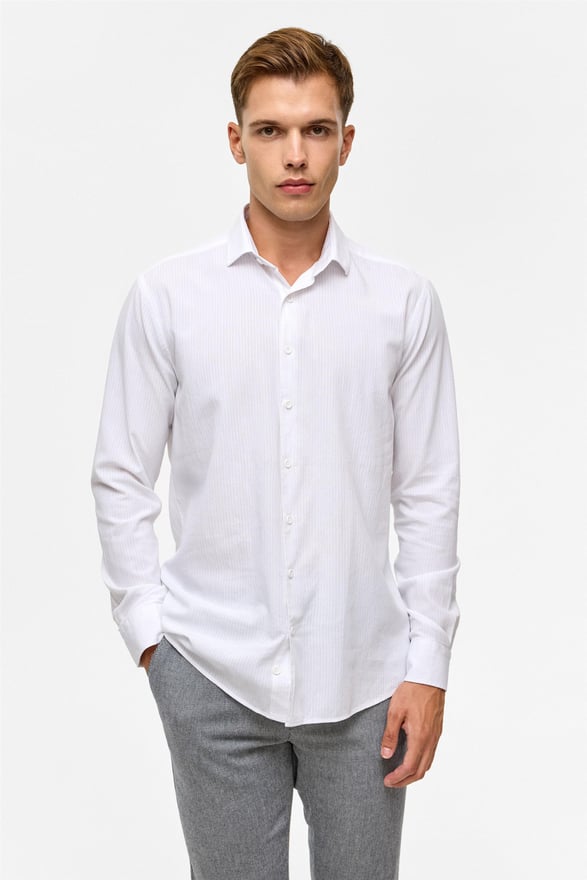 Beyaz Slim Düz Klasik Yaka Gömlek
