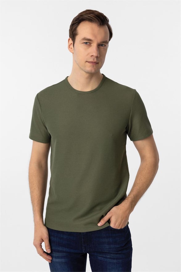 Koyu Haki Slim Armürlü O Yaka Tişört
