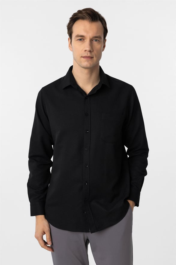 Siyah Regular Armürlü Klasik Yaka Gömlek