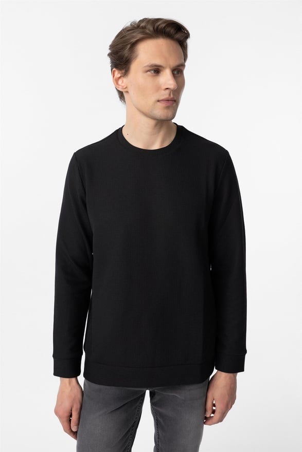 Siyah Regular Armürlü O Yaka Triko