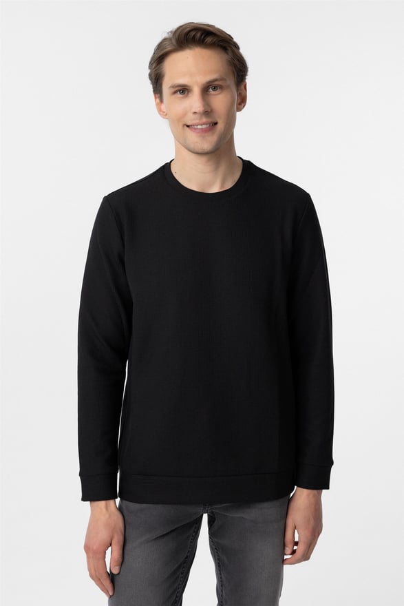 Siyah Regular Armürlü O Yaka Triko