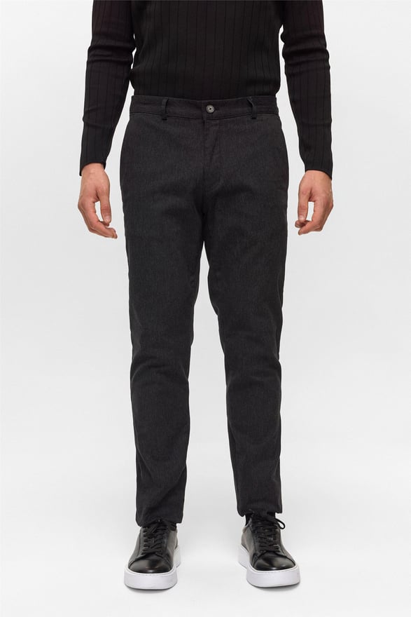 Siyah Regular Armürlü Pantolon