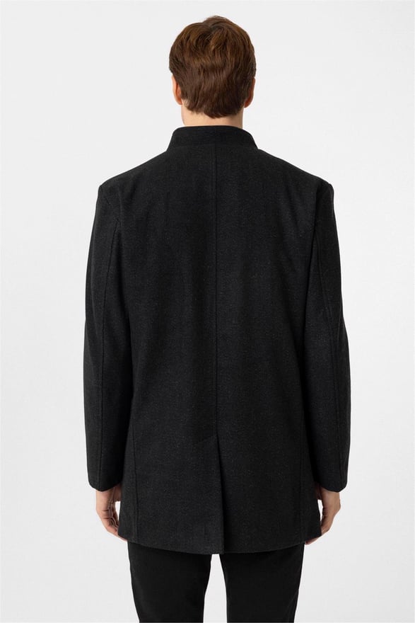 Siyah Regular Desenli Hakim Yaka Kaban