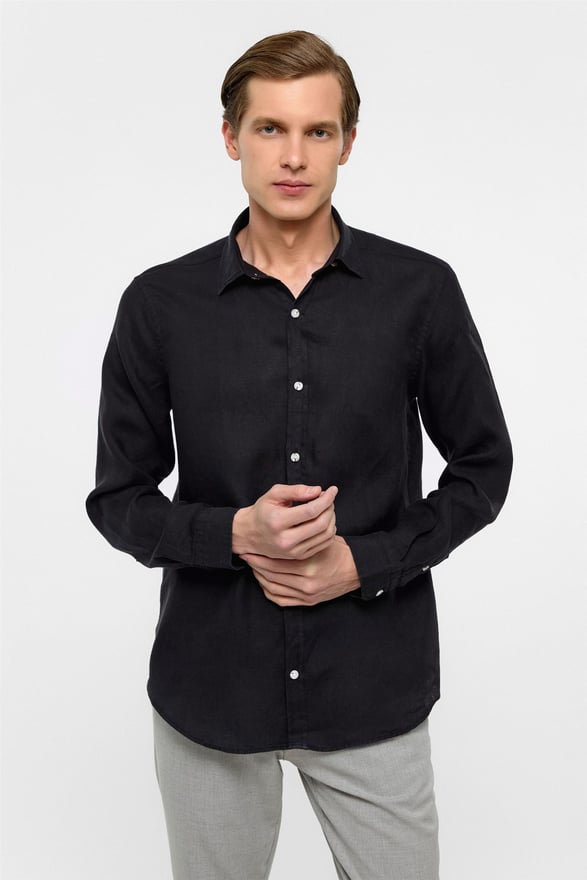 Siyah Regular Fit Düz Klasik Yaka Gömlek
