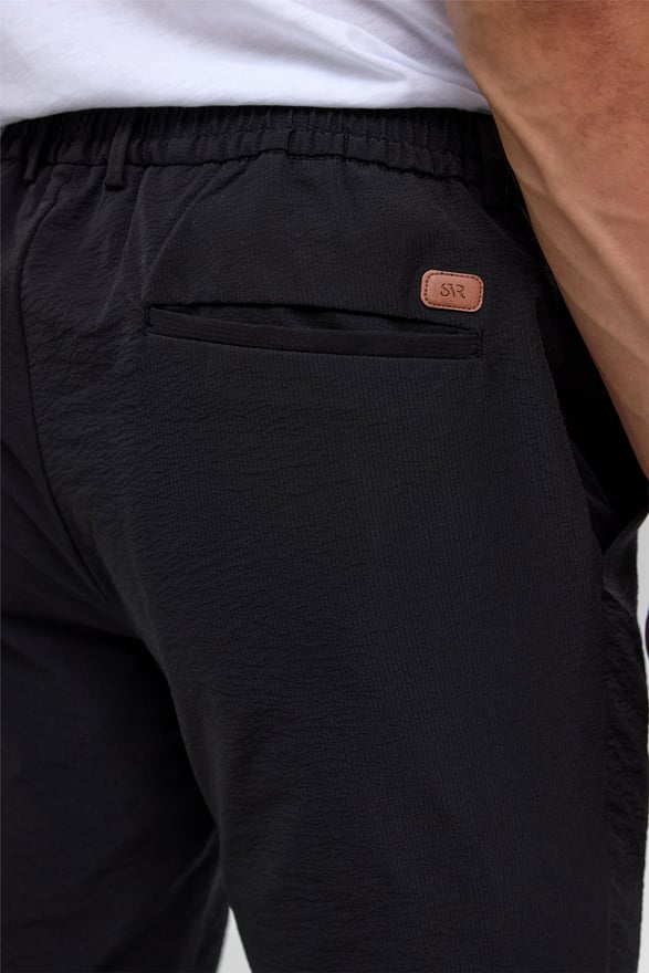 Siyah Slim Armürlü Jogger Pantolon