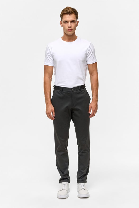 Siyah Slim Armürlü Jogger Pantolon