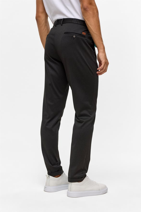 Siyah Slim Armürlü Jogger Pantolon