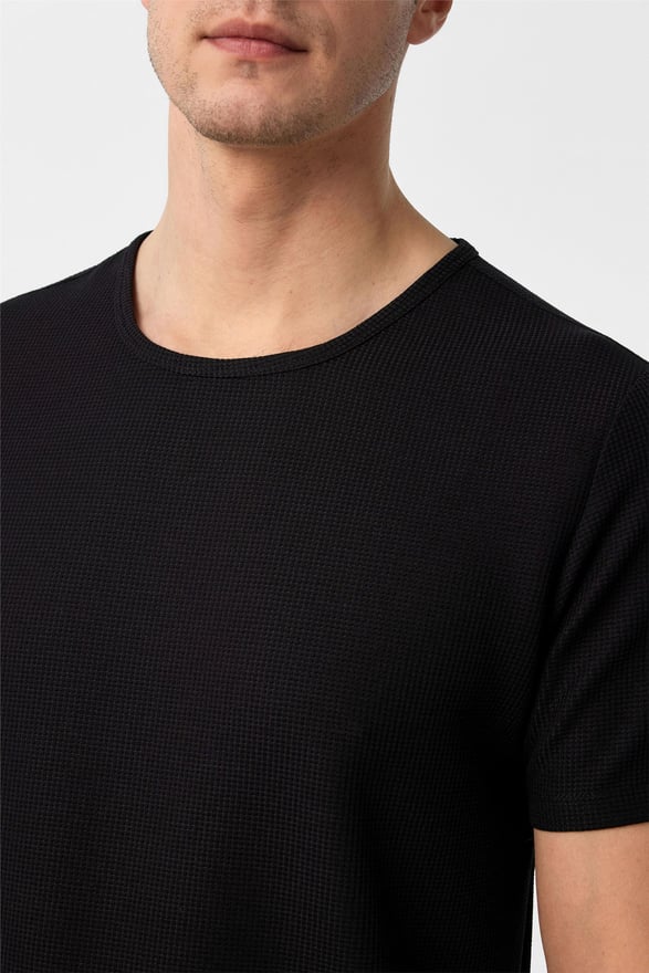 Siyah Slim Armürlü O Yaka Tişört