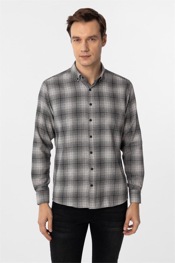 Siyah Slim Düz Düğmeli Yaka Gömlek