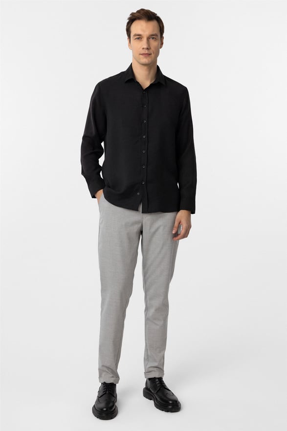 Siyah Slim Düz Klasik Yaka Gömlek