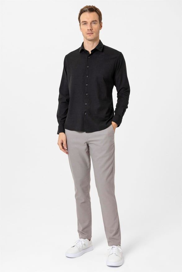 Siyah Slim Düz Klasik Yaka Gömlek