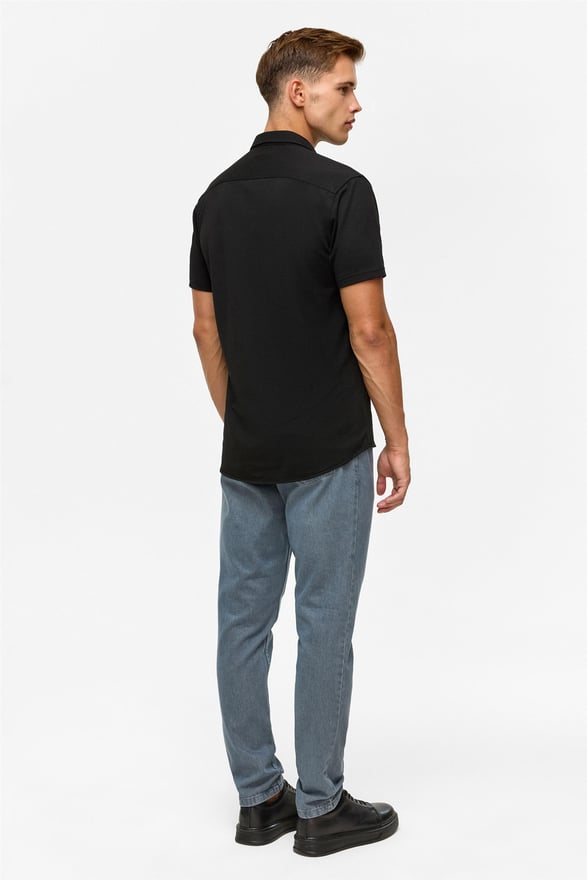 Siyah Slim Fitilli Apaş Yaka Gömlek