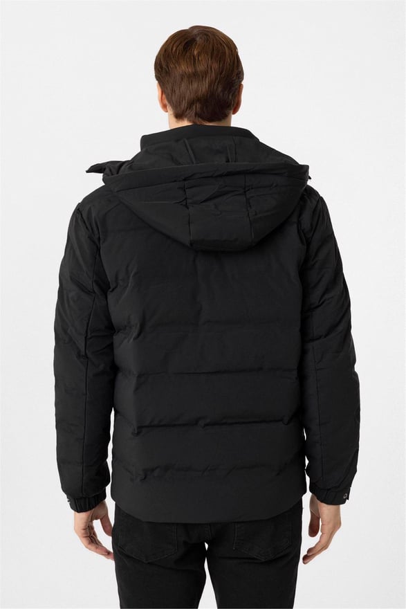 Siyah Slim Kapitone Mont