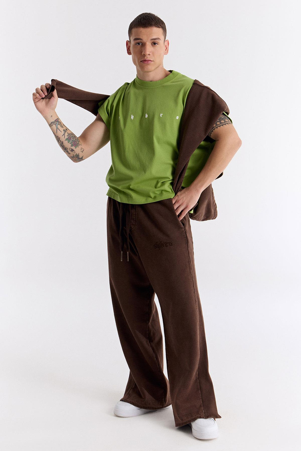 LONG LOGO SUPER OVERSIZE CROP SLEEVELESS T-SHIRT in sharp green