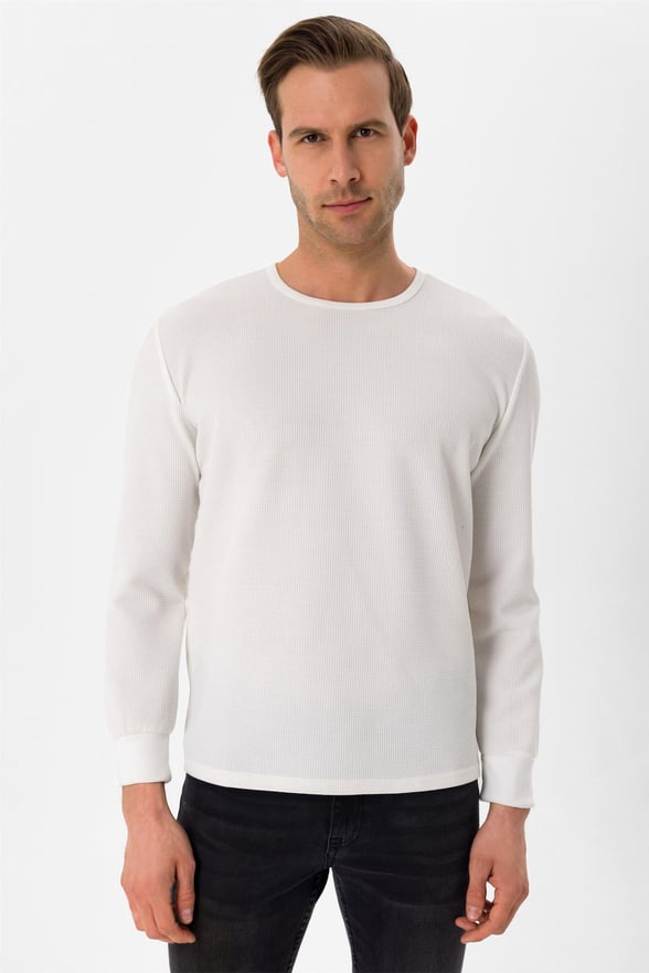 Beyaz Regular Armürlü O Yaka  Sweatshirt