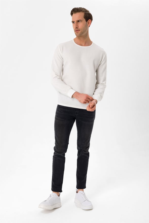Beyaz Regular Armürlü O Yaka  Sweatshirt