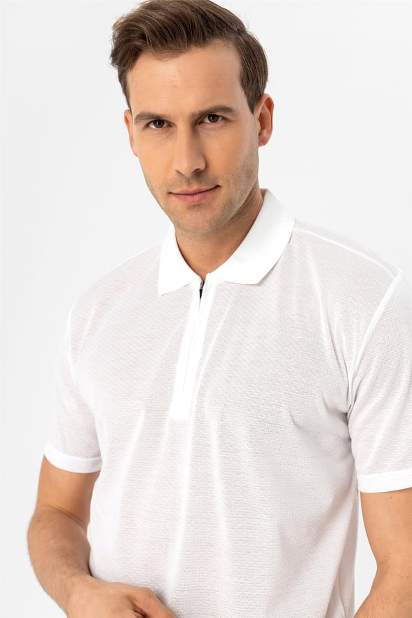 Beyaz Regular Armürlü Polo Yaka  Tişört