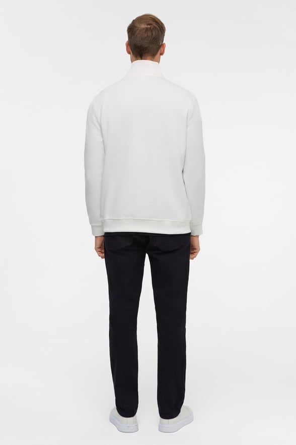 Beyaz Regular Düz Yarım Balıkçı Yaka Sweatshirt