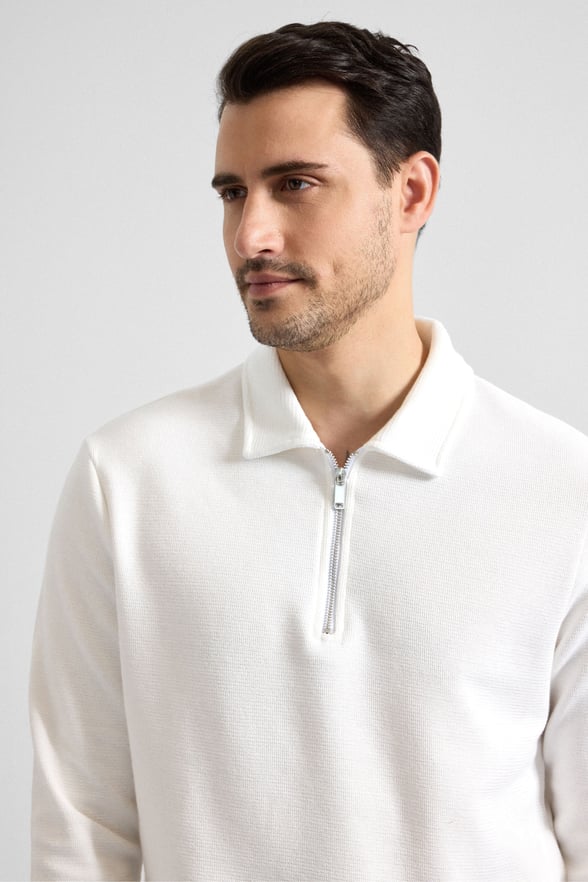 Beyaz Regular Düz Yarım Balıkçı Yaka Sweatshirt