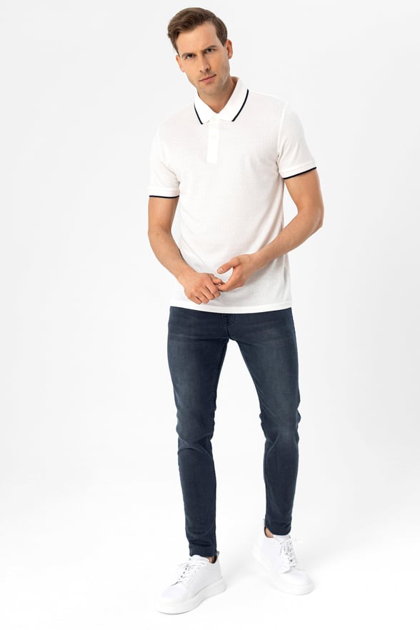 Beyaz Slim Armürlü Polo Yaka Tişört