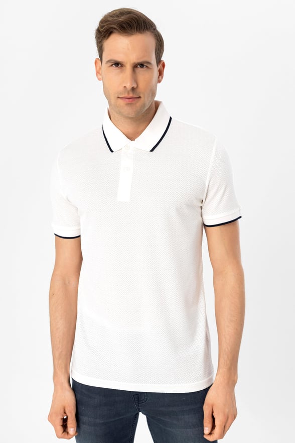 Beyaz Slim Armürlü Polo Yaka Tişört