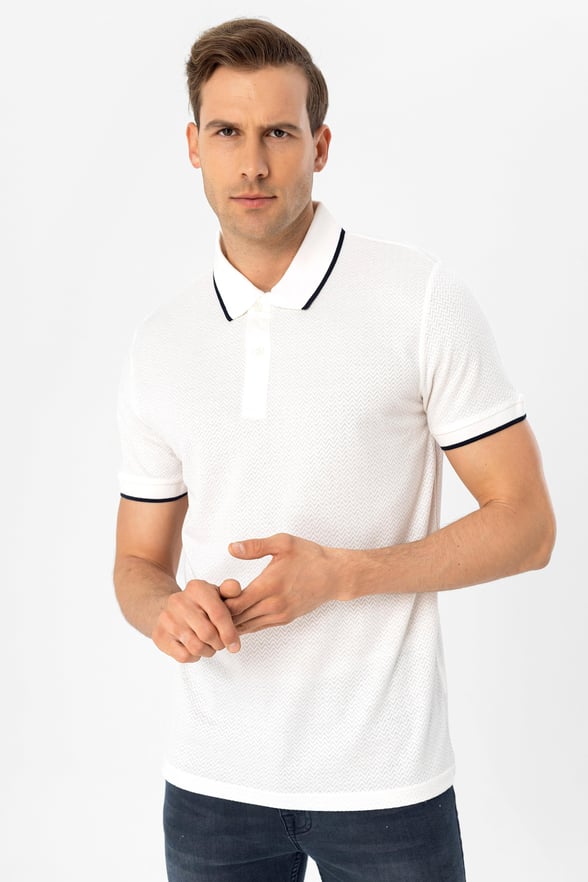 Beyaz Slim Armürlü Polo Yaka Tişört