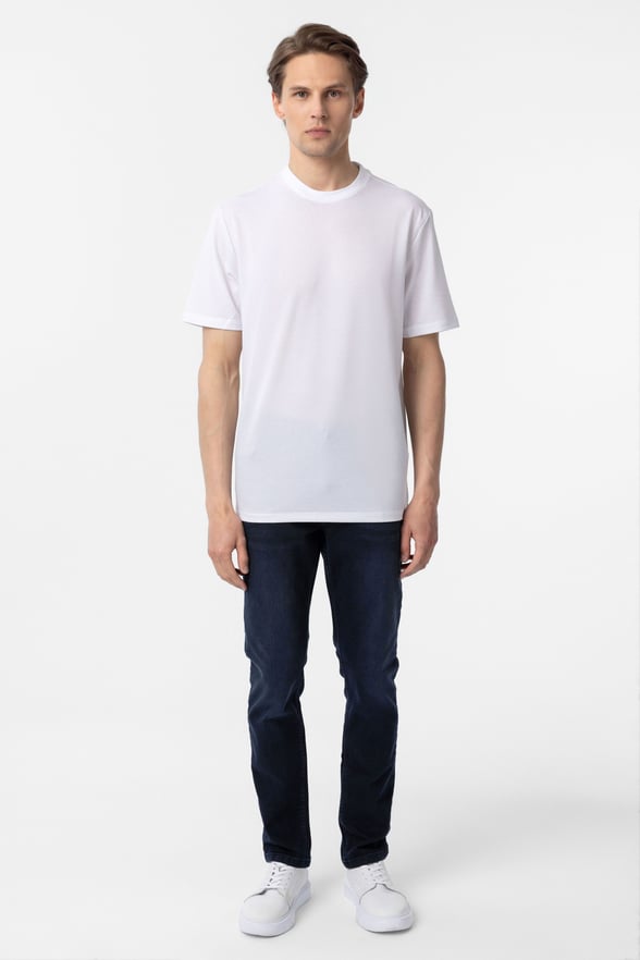 Beyaz Slim Fit Armürlü Bisiklet Yaka Tişört