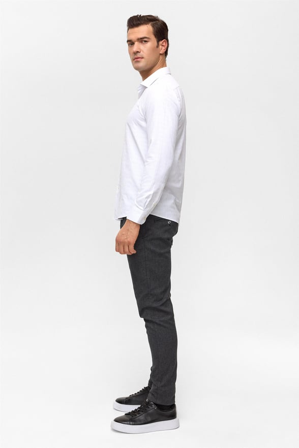 Beyaz Slim Fit Armürlü Klasik Yaka Gömlek