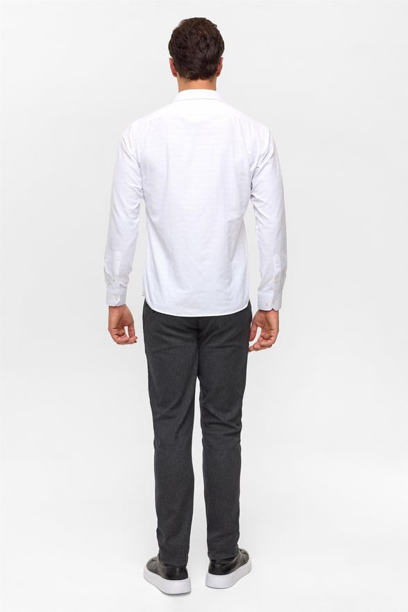 Beyaz Slim Fit Armürlü Klasik Yaka Gömlek