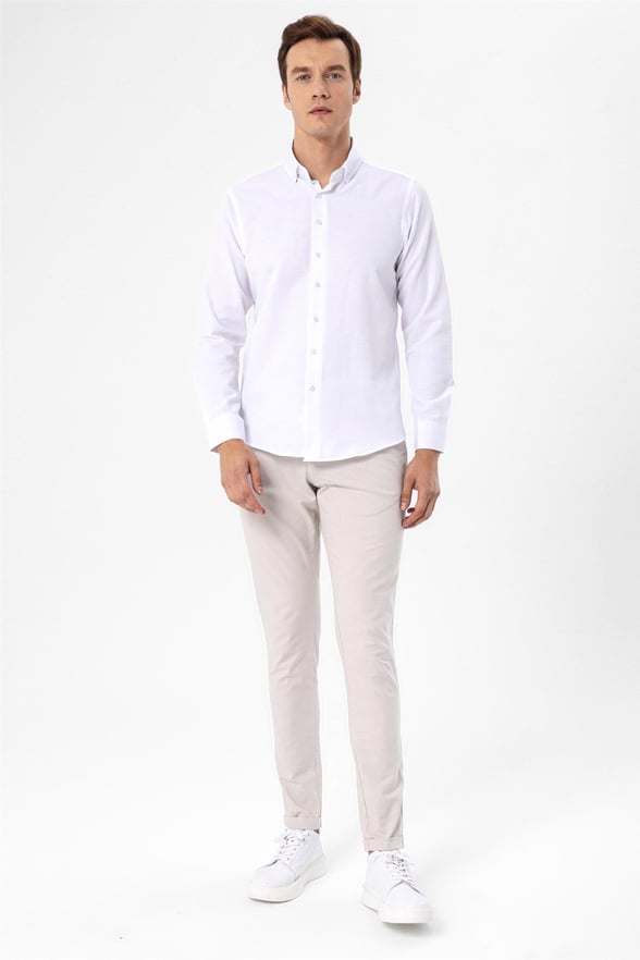 Beyaz Slim Fit Düz Düğmeli Yaka Gömlek