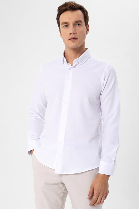 Beyaz Slim Fit Düz Düğmeli Yaka Gömlek