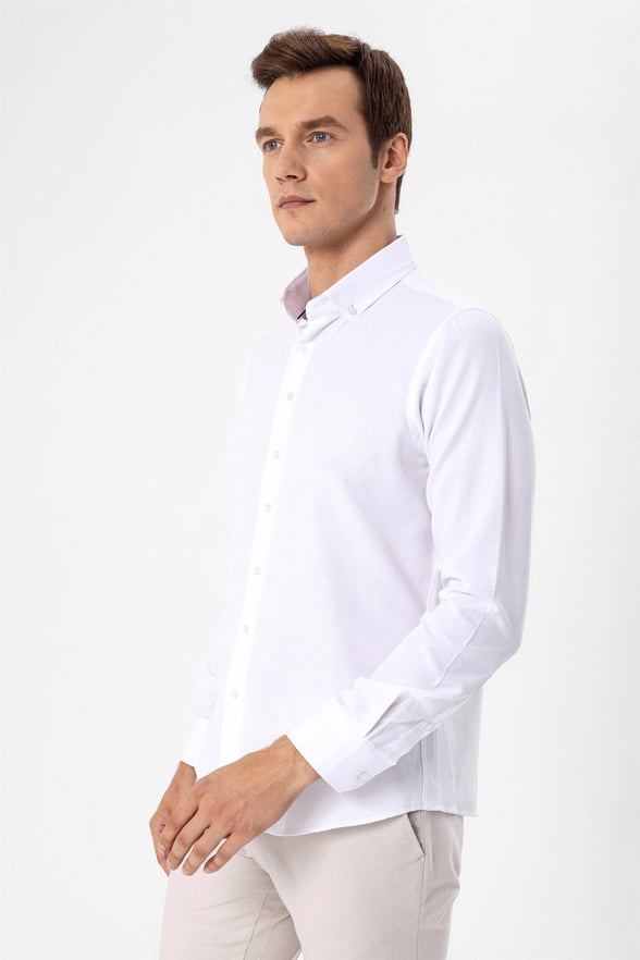 Beyaz Slim Fit Düz Düğmeli Yaka Gömlek