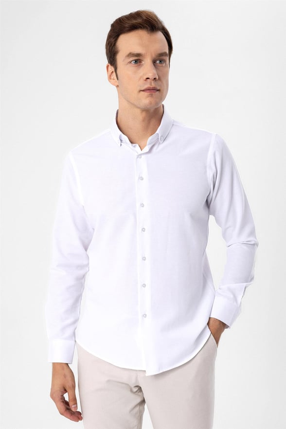 Beyaz Slim Fit Düz Düğmeli Yaka Gömlek