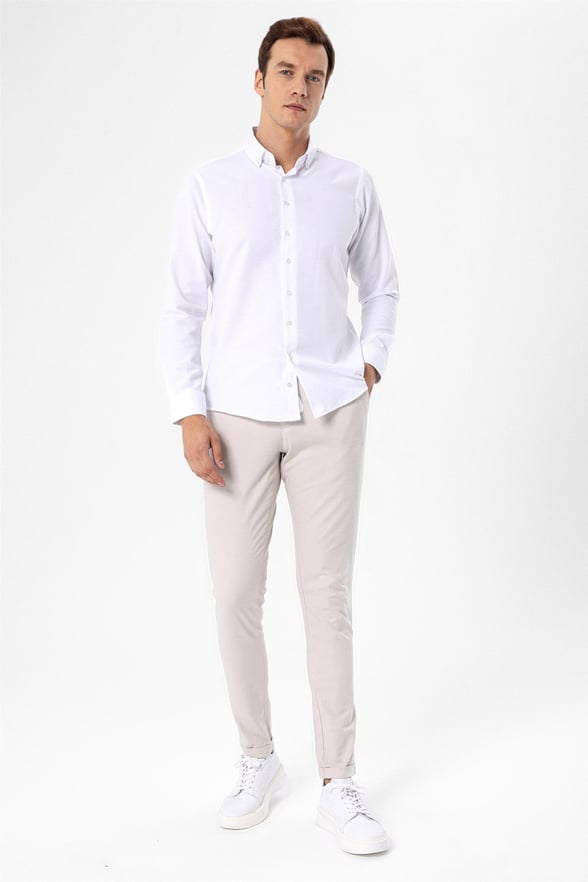 Beyaz Slim Fit Düz Düğmeli Yaka Gömlek