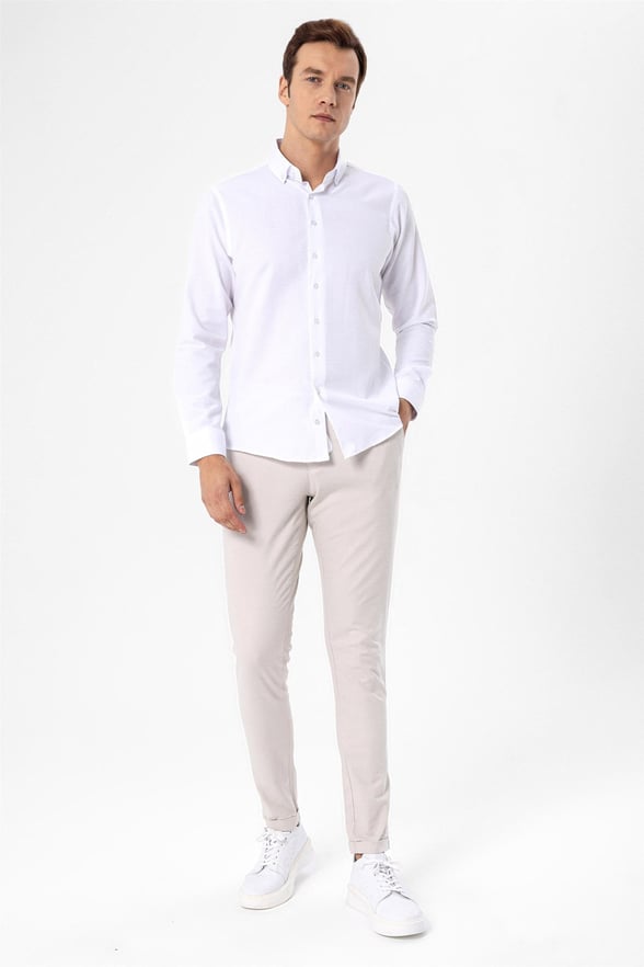 Beyaz Slim Fit Düz Düğmeli Yaka Gömlek