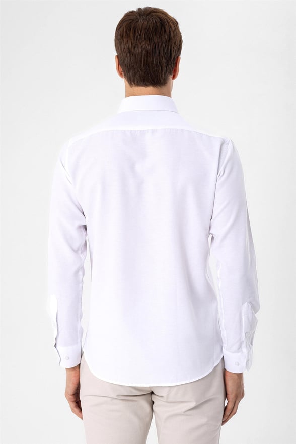 Beyaz Slim Fit Düz Düğmeli Yaka Gömlek