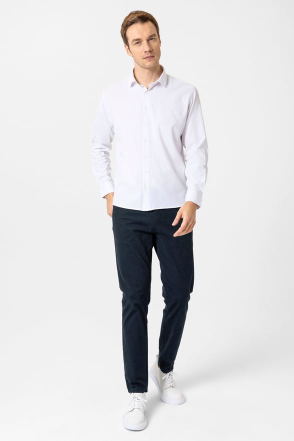 Beyaz Slim Fit Düz Klasik Yaka Gömlek