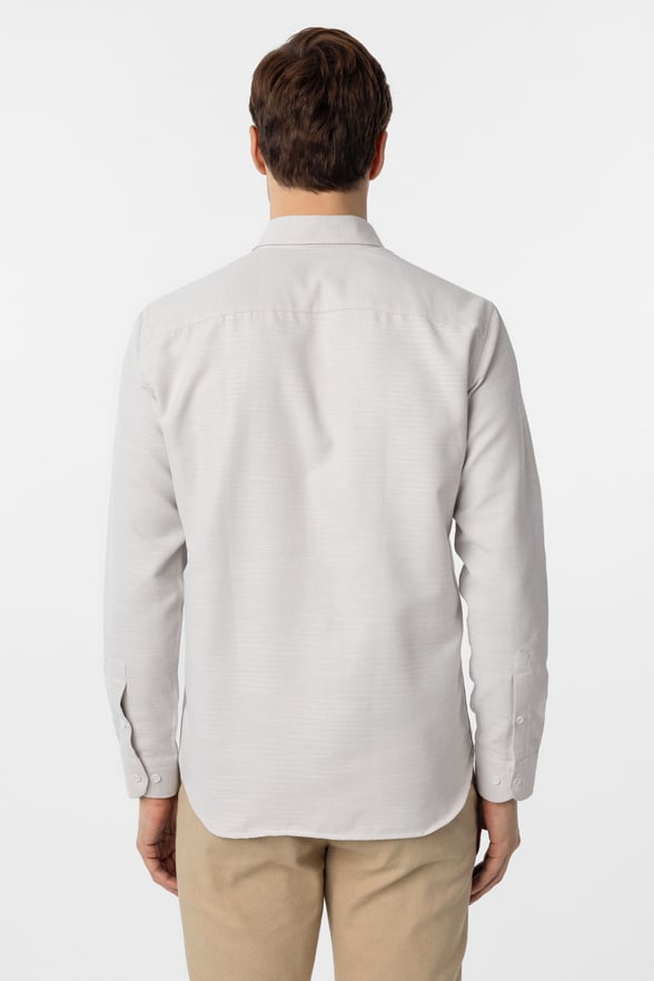 Ekru Slim Fit Armürlü Düğmeli Yaka Gömlek