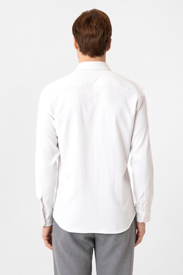 Ekru Slim Fit Desenli Düğmeli Yaka Gömlek