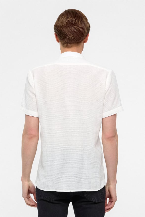 Ekru Slim Fit Düz Apaş Yaka Gömlek