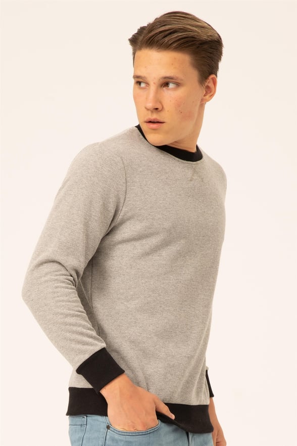 Gri Regular Armürlü O Yaka  Sweatshirt