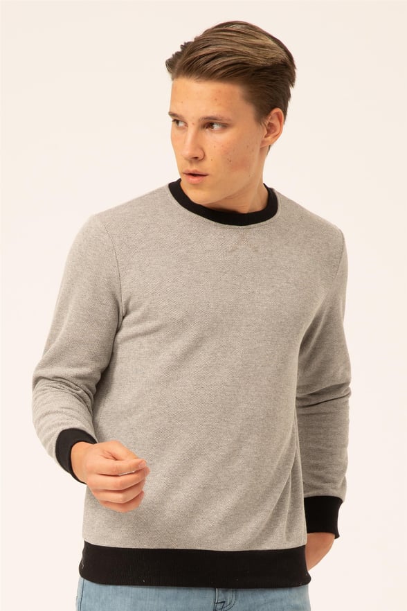 Gri Regular Armürlü O Yaka  Sweatshirt