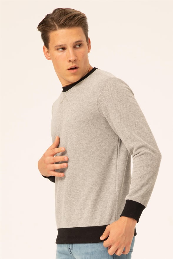 Gri Regular Armürlü O Yaka  Sweatshirt