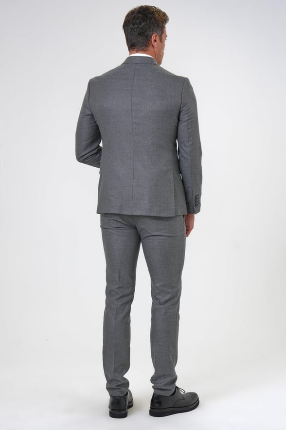 Gri Slim Fit Armürlü Sivri Yaka 6 Drop Klasik Takım Elbise